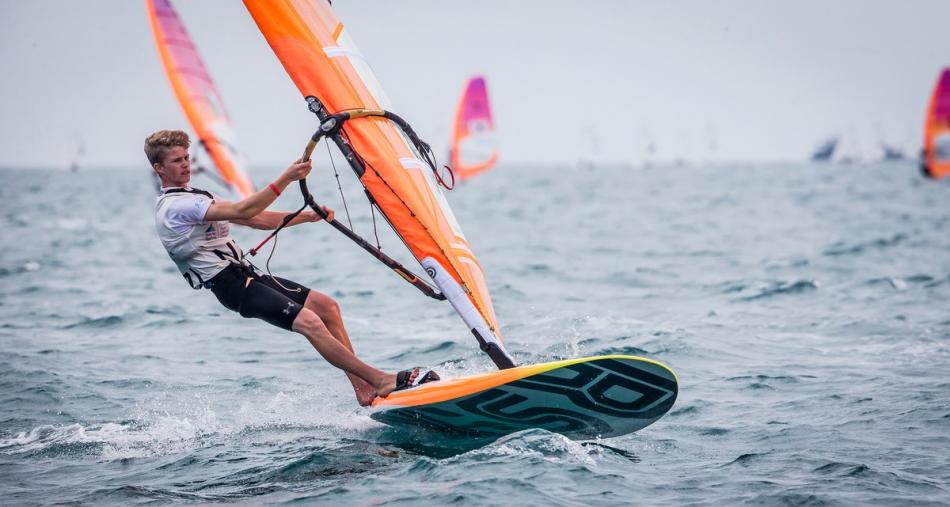 Kiteboarder and boardsailors selected for Youth Olympic Games